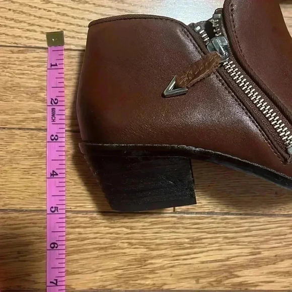 [US6.5] Vionic Jolene Brown Round Toe  Ankle Boot VGUC - Picture 3 of 7